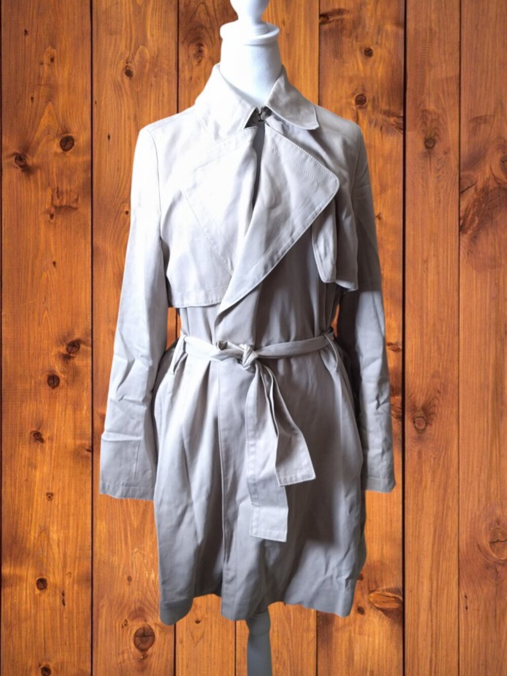 Club Monaco Belted Trench Coat Size Medium Beige Neutral Classic Business